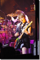 scandal_baby_action_tour_2011_08