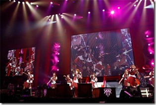 tm-revolution-new-years-concert-akb48-cross-dress