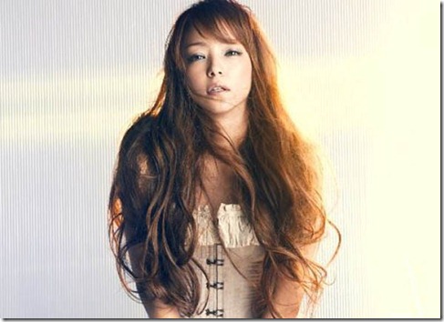 namie-amuro-early-15th-new-album-splash