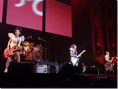 scandal-budokan-march-2012-01