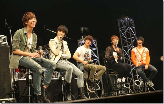 ftisland-live-tour-201204