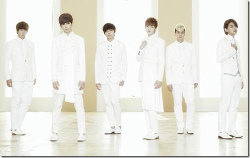 u-kiss-distance-splash